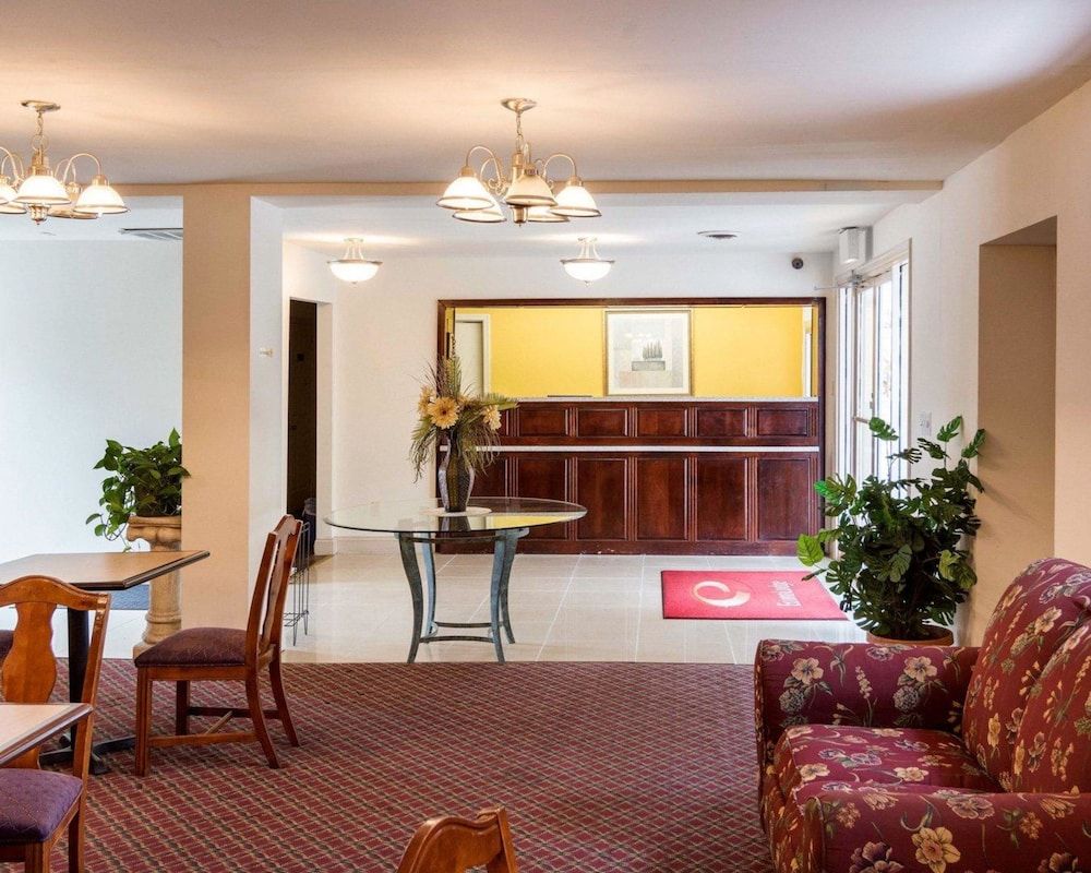 Econo Lodge Petersburg - Fort Lee 3