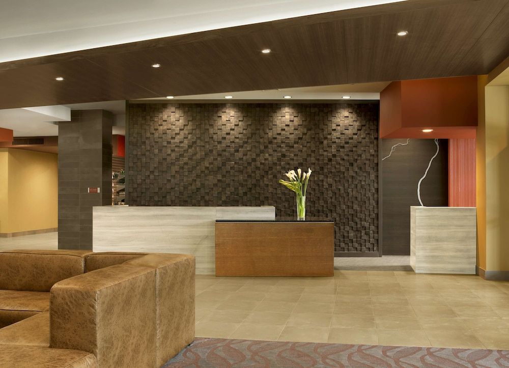 The Broadway Columbia - a DoubleTree by Hilton 3