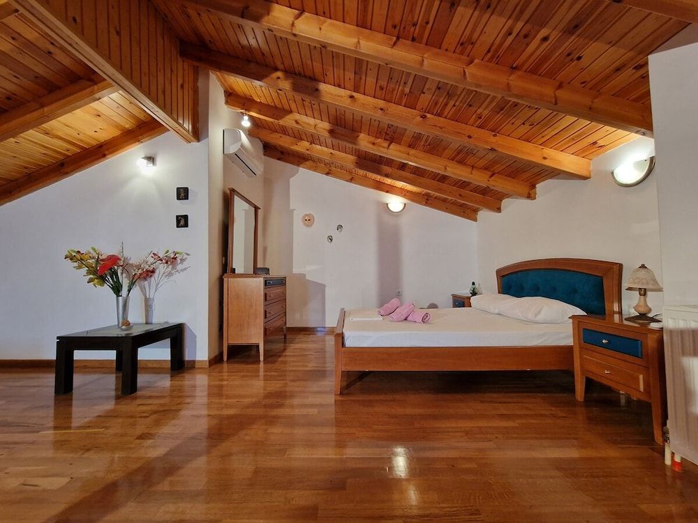 The Mirador Boutique Villa With Scenic Sea View 2
