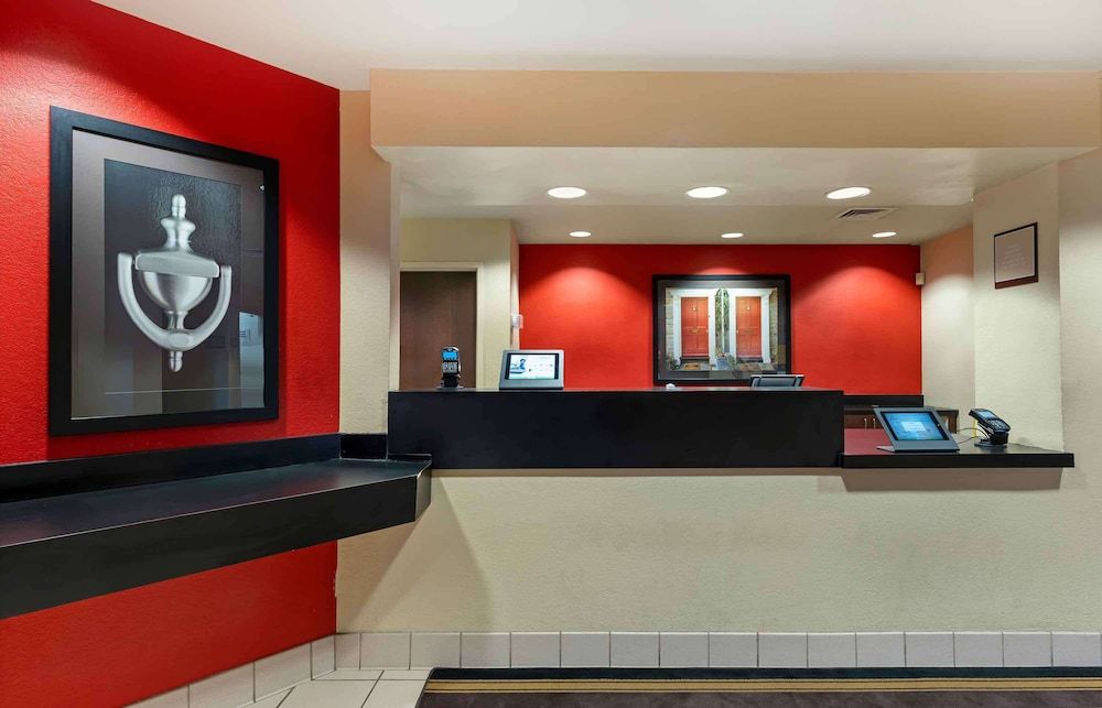 Extended Stay America Select Suites - Chicago - Darien 3