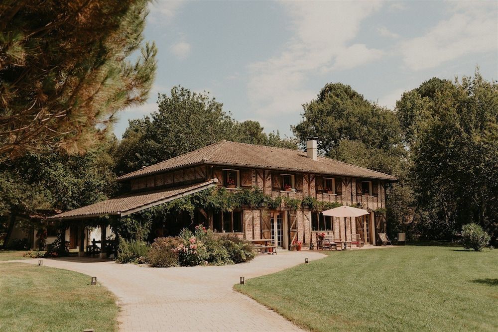 Le Domaine de Petiosse -1 estrelas em Saint-Julien-en-Born