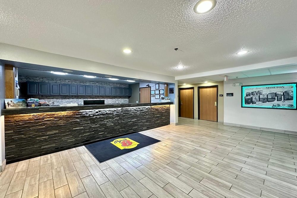 Super 8 by Wyndham Sisseton 2