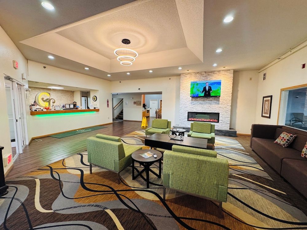 Grandstay Hotel and Suites 3