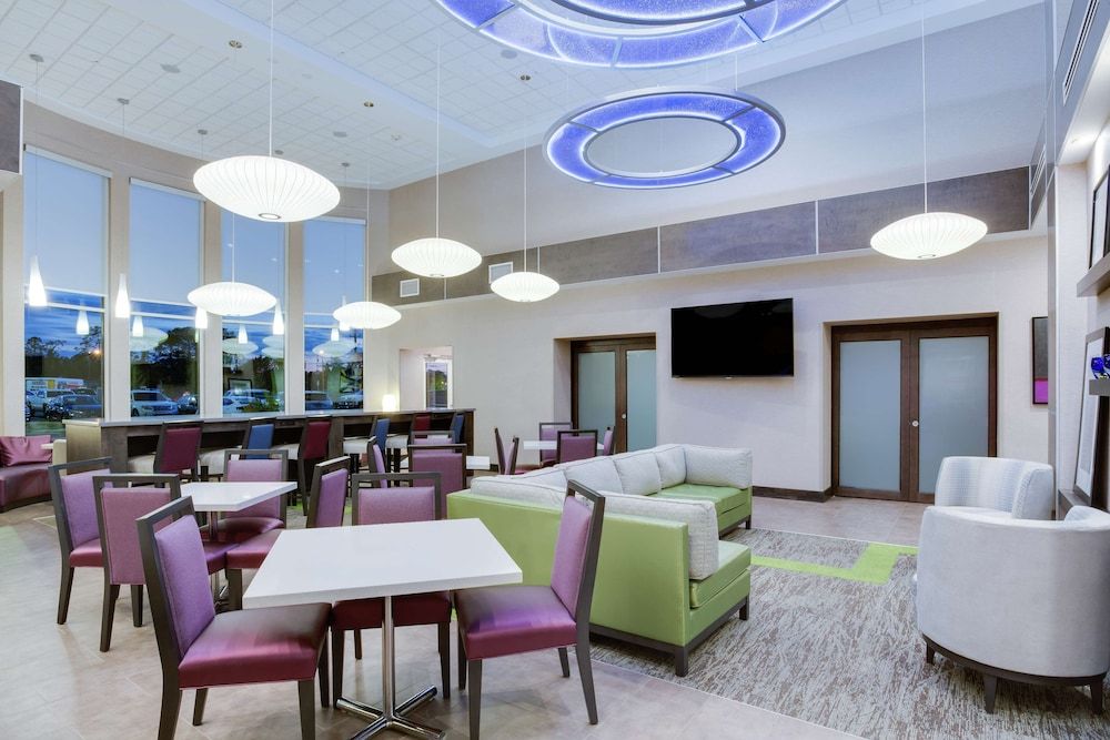 Hampton Inn & Suites Jacksonville / Orange Park 2