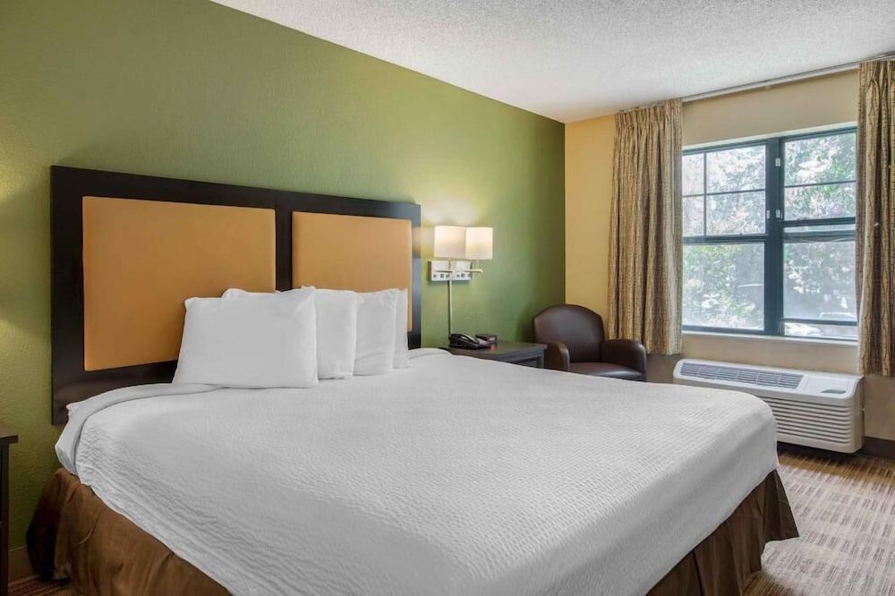 Extended Hotel Studio 2