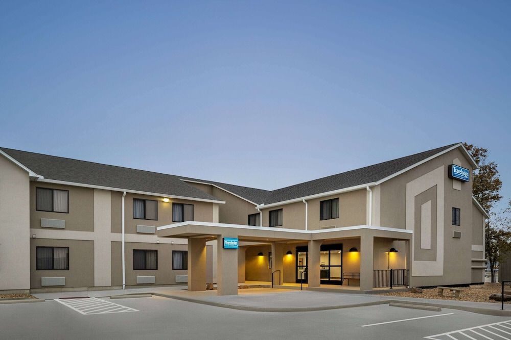 Travelodge by Wyndham Dexter -1 estrellas en Dexter