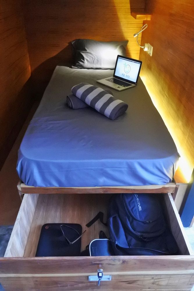 Kaniu Capsule Hostel 2