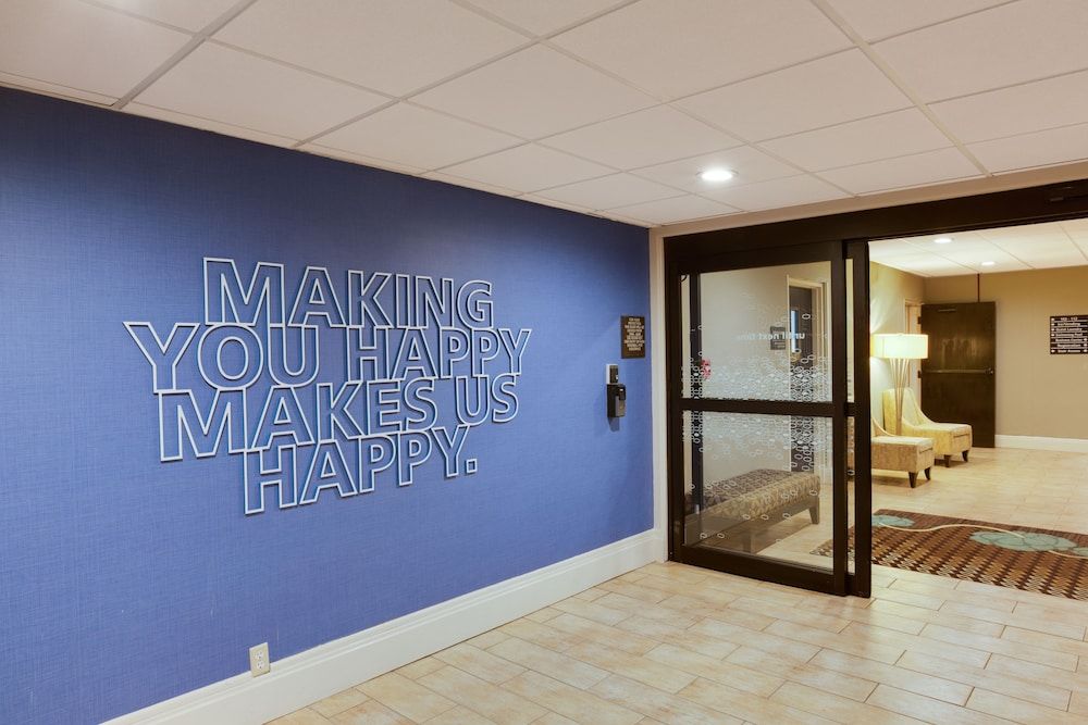 Hampton Inn Somerset 2