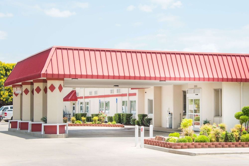 Ramada by Wyndham Enid 3 estrelas em Enid