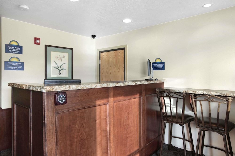 Days Inn by Wyndham Beaver 2