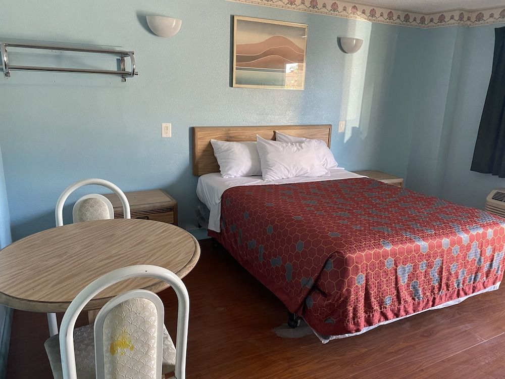 Chester Inn Motel - Near Adventure City 2