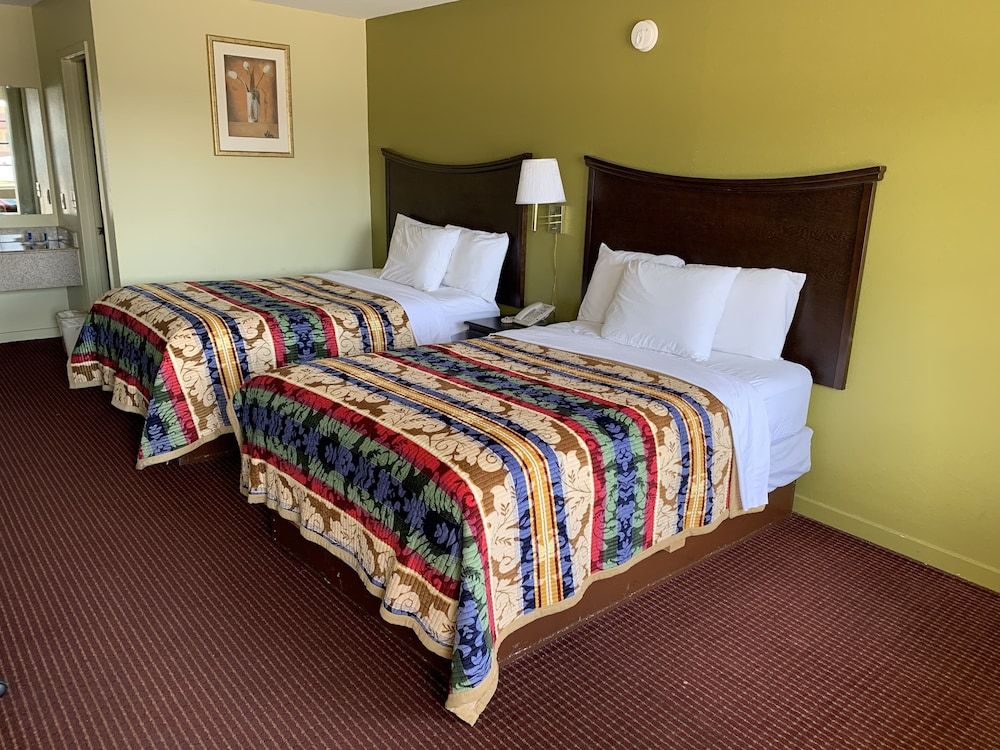 Western Motel - Prentiss 2