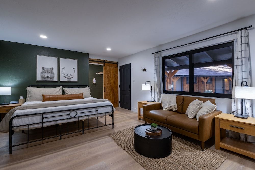 Timber Lodge 2
