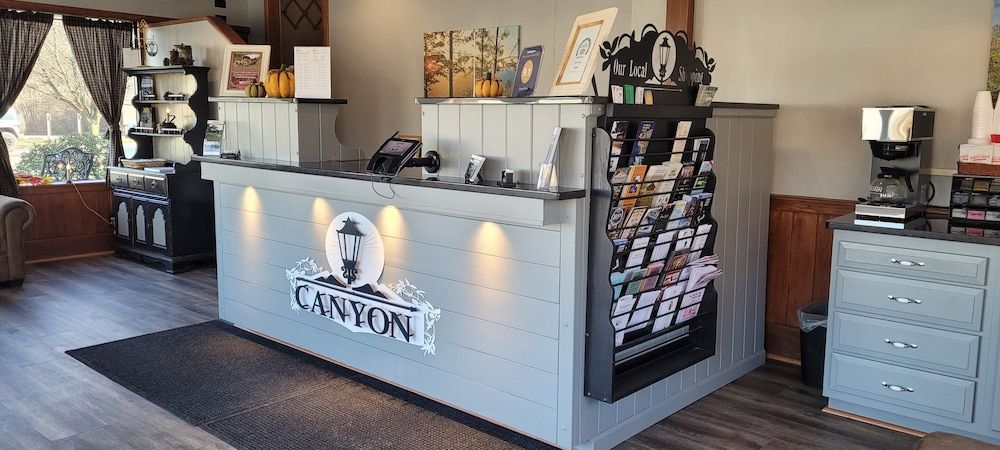 The Canyon Motel 3