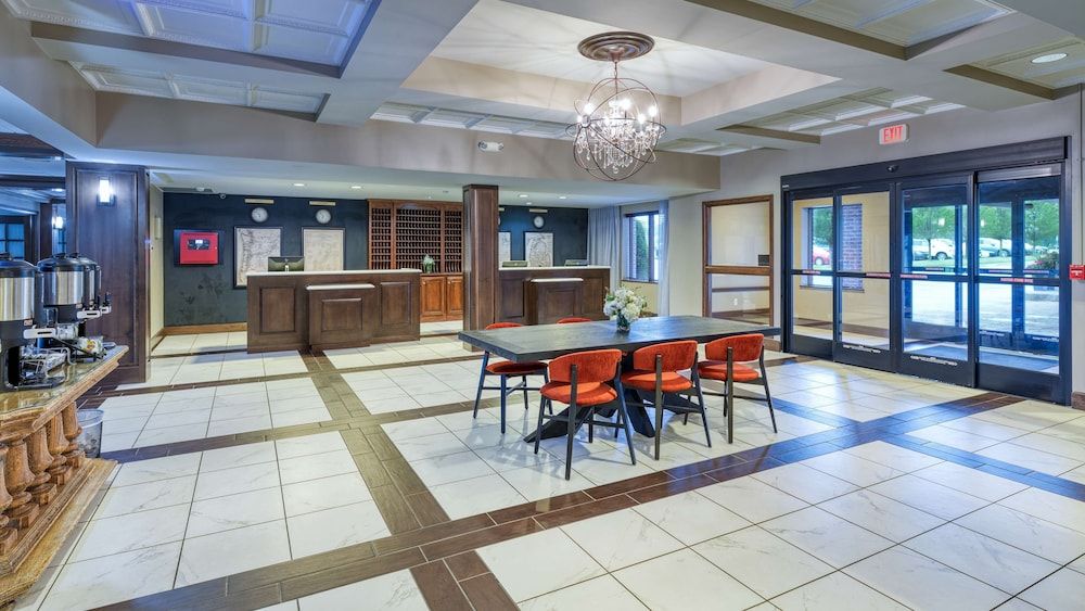 DoubleTree by Hilton Hotel Port Huron 3