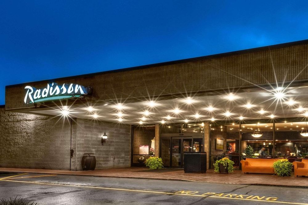 Radisson Hotel Corning 4 estrellas en Corning