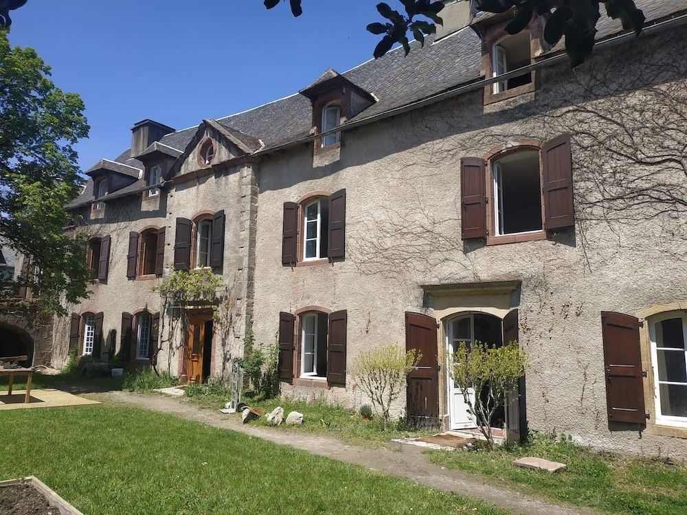 L' Arche d' Yvann -1 estrellas en Campuac