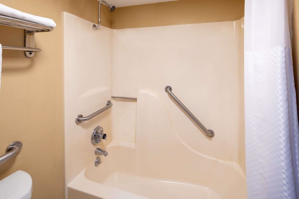 Days Inn by Wyndham Tupelo 2 estrellas en Tupelo