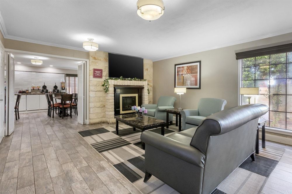 Best Western Brady Inn 2