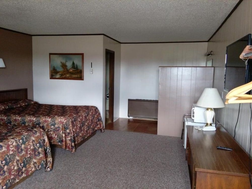 Budget Host 4 U Motel 2