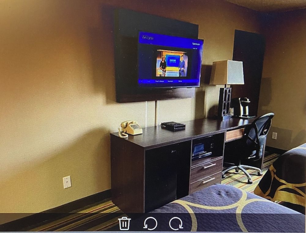 Super 8 by Wyndham Superior WI 3