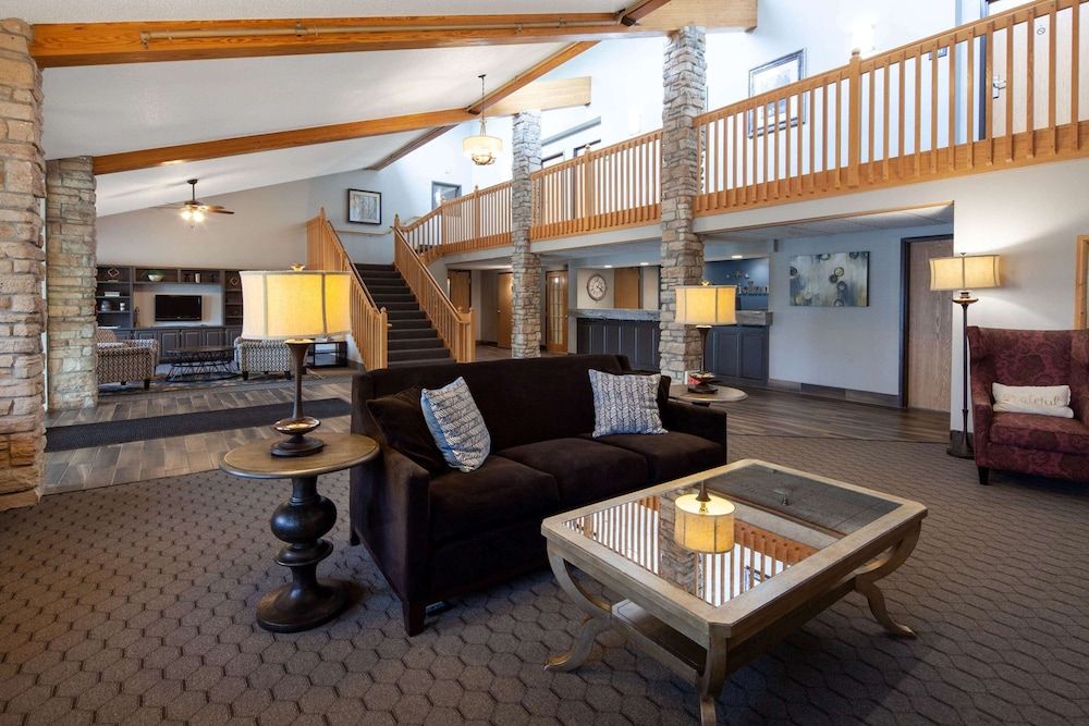 AmericInn by Wyndham Northfield 3