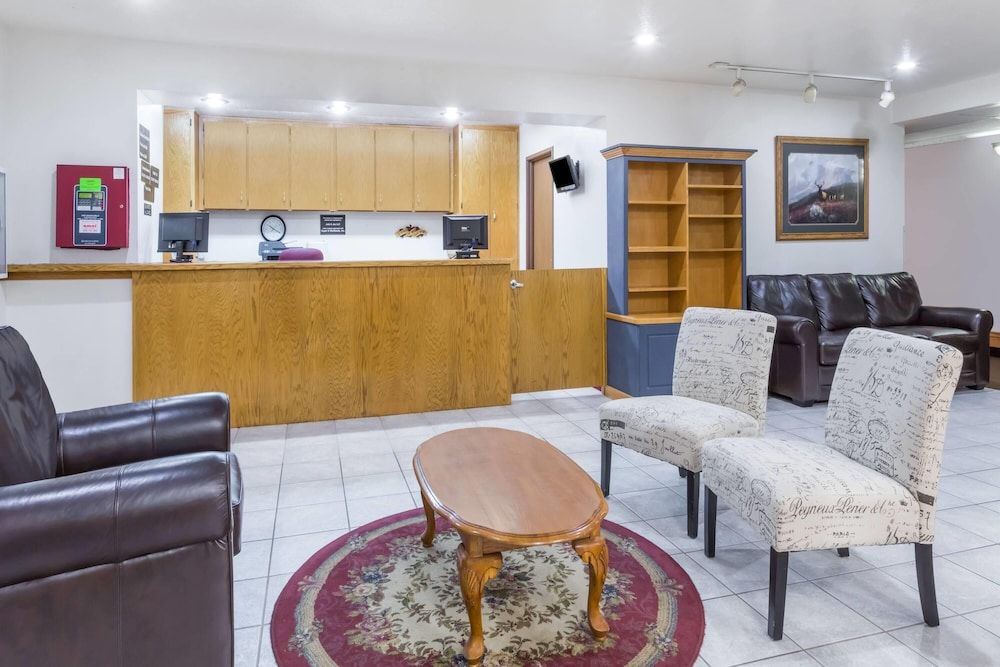 Super 8 by Wyndham Rexburg 2