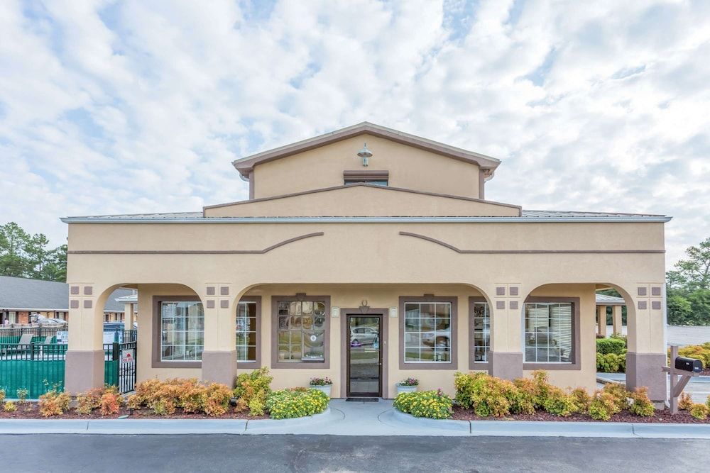 Super 8 by Wyndham Santee 2 estrellas en Santee