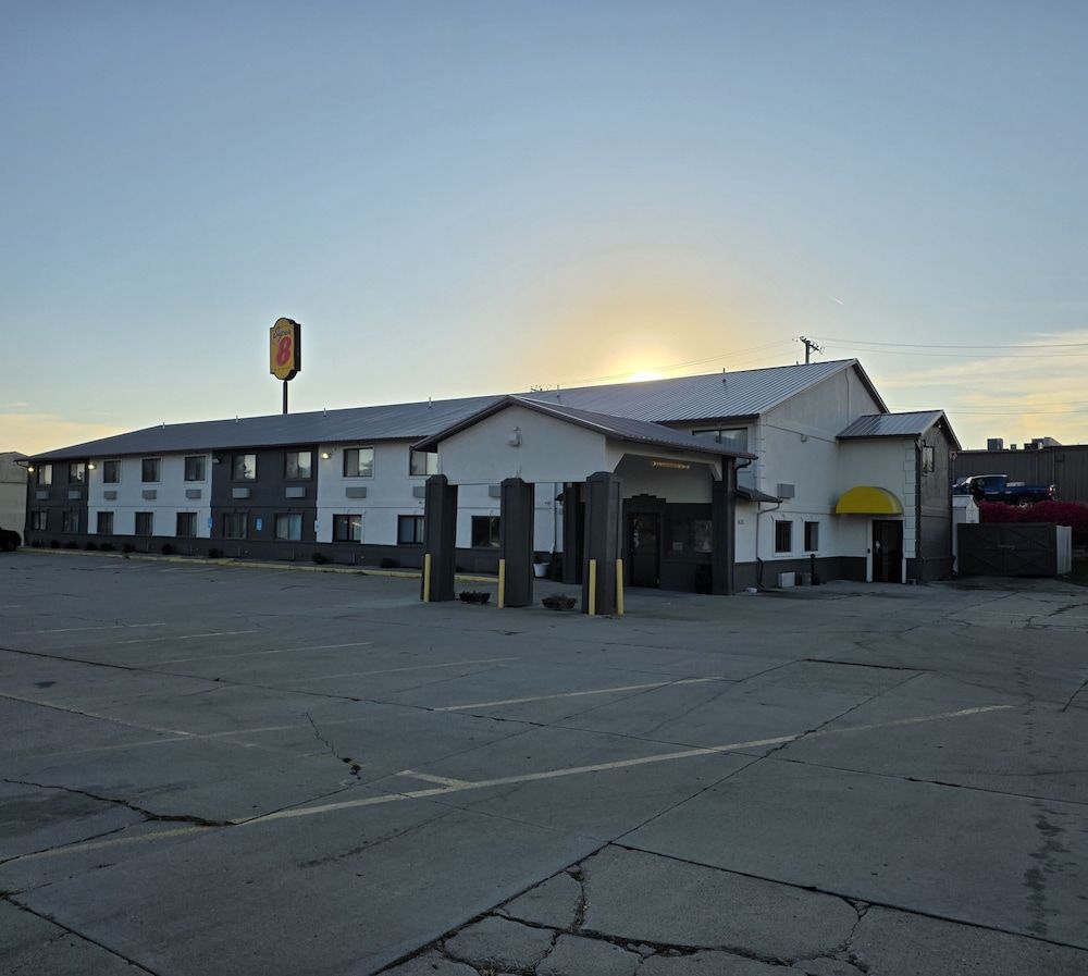 Super 8 by Wyndham Newton 2 estrelas em Newton
