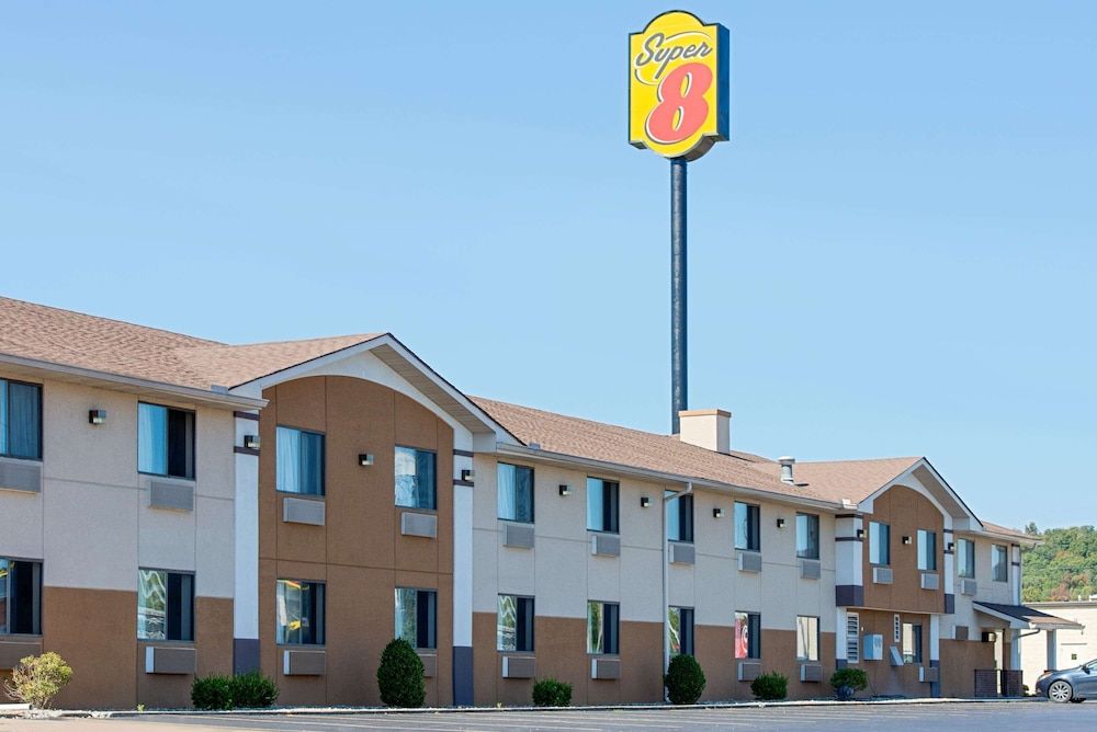 Super 8 by Wyndham Ripley 2 estrellas en Ripley