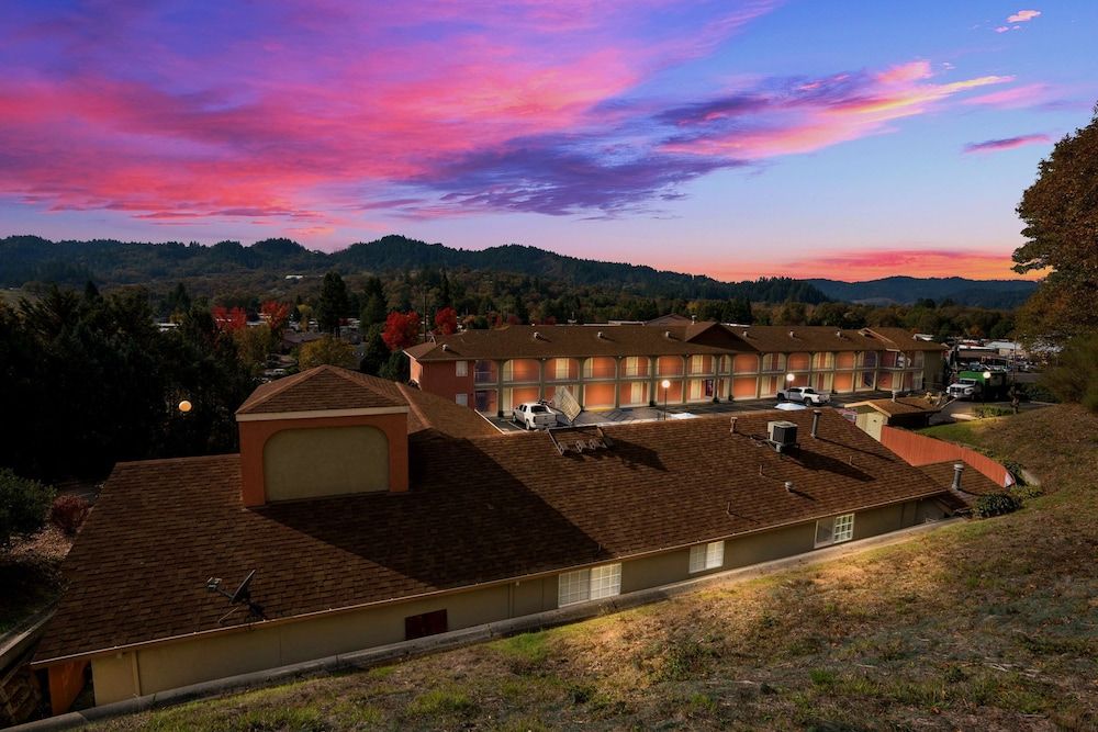 Best Western Willits Inn 3 estrellas en Willits