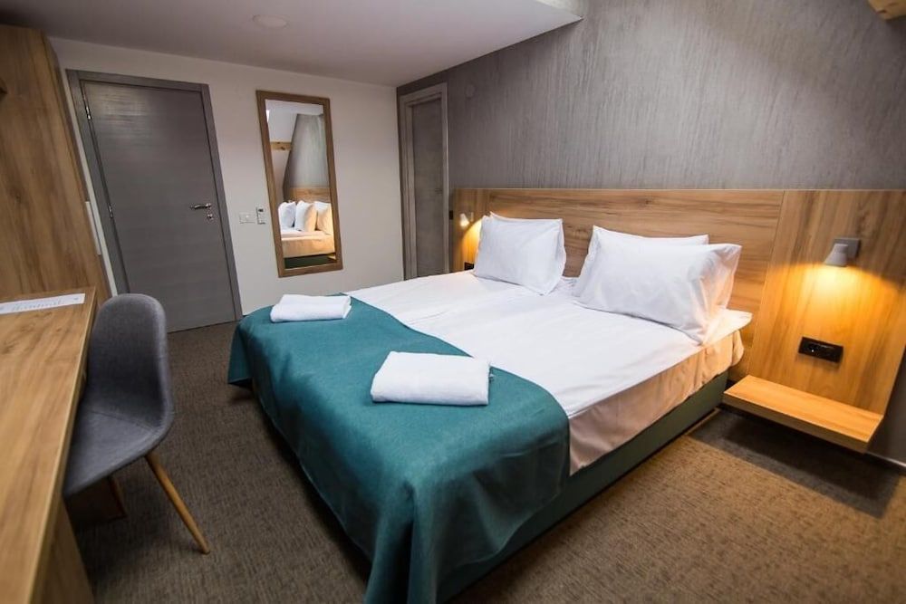 Hotel Subcarpati 2