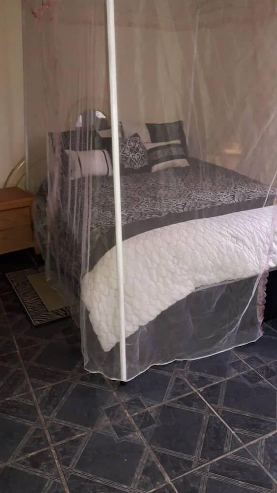 MATT Bed & Breakfast 2