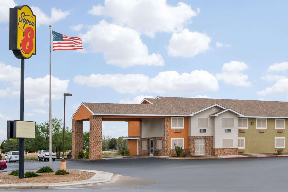 Super 8 by Wyndham Portales 2 estrellas en Portales