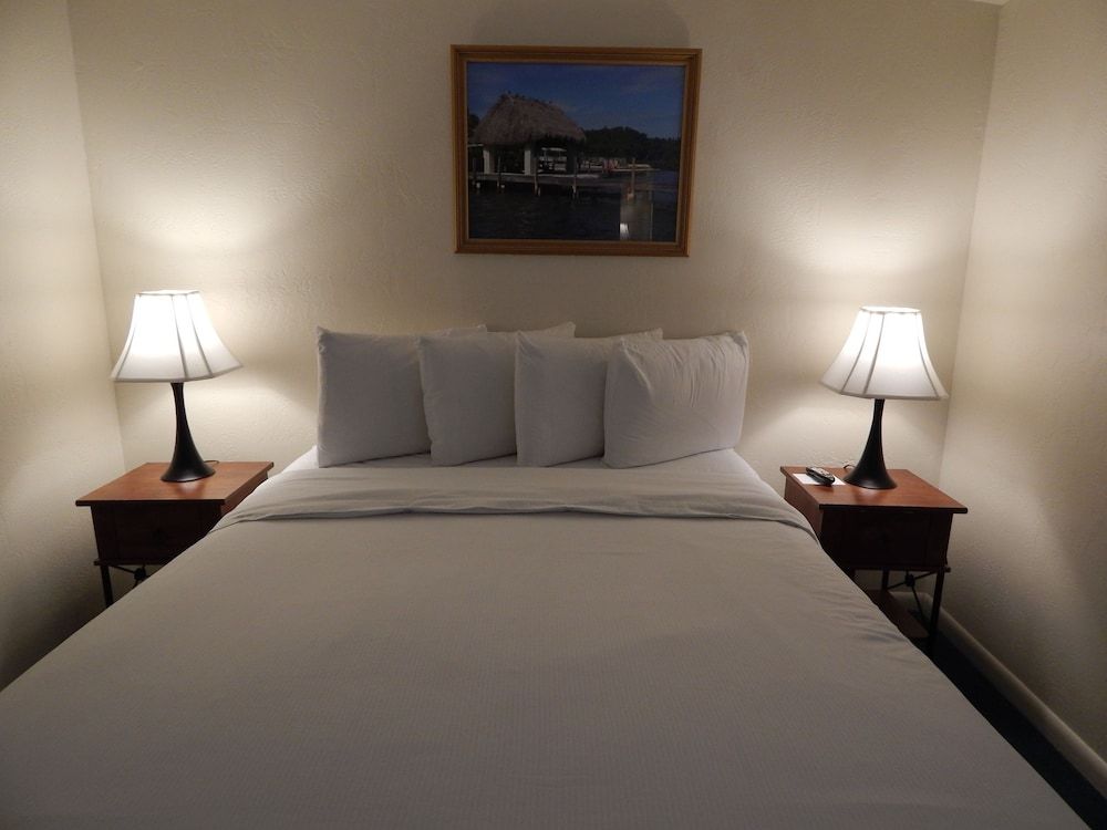 Parmer's Resort 3