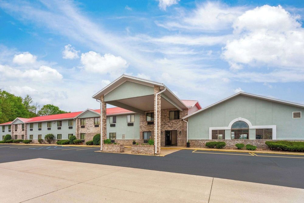 Super 8 by Wyndham Mt. Vernon 2 estrellas en Mount Vernon