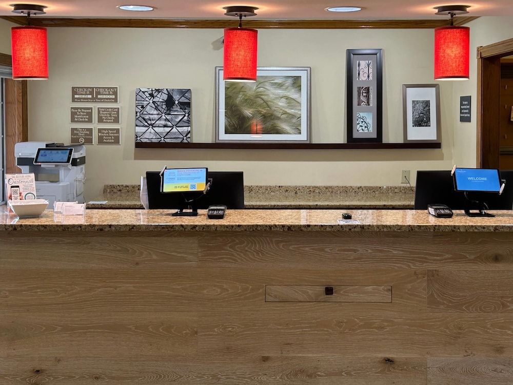 Country Inn & Suites by Radisson, Owatonna, MN 2