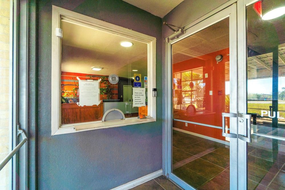 Woodfield Inn & Suites Hotel O, Yoakum TX 111 3