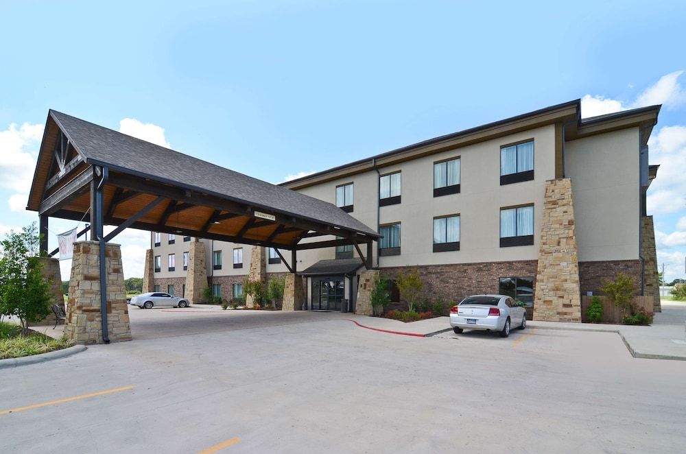 Best Western Plus Emory At Lake Fork Inn & Suites 3 estrellas en Emory