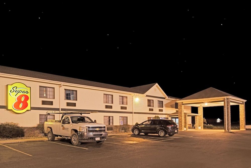 Super 8 by Wyndham Defiance 2 estrellas en Defiance
