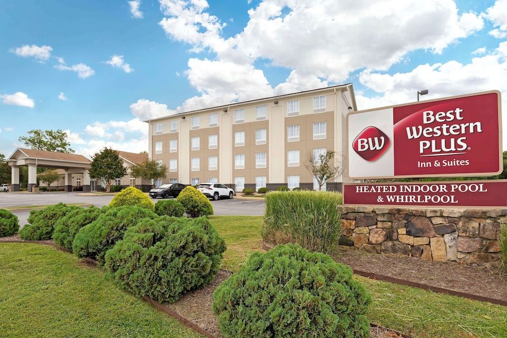 Best Western Plus Crossroads Inn & Suites 3 estrellas en Zion Crossroads