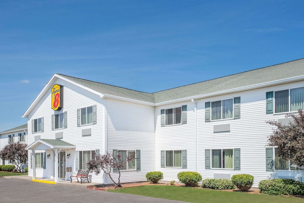 Super 8 by Wyndham Canandaigua 2 estrellas en Canandaigua