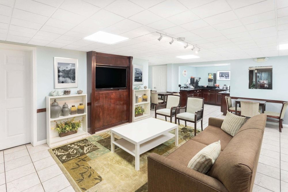 Super 8 by Wyndham Decatur/Lithonia/Atl Area 2