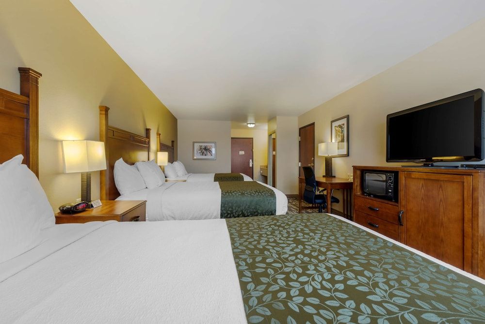 Best Western Plus Red River Inn 3