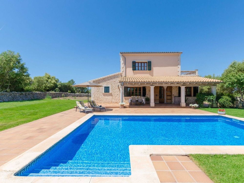 Es Vedat 6 - Villa With Private Pool. Free Wifi -1 estrellas en Lloret de Vista Alegre