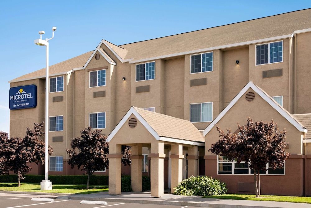 Microtel Inn & Suites by Wyndham Lodi/North Stockton 2 estrelas em Lodi