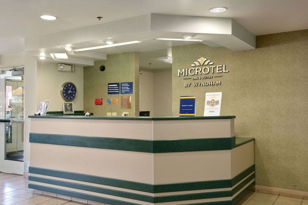 Microtel Inn & Suites by Wyndham Lodi/North Stockton 2