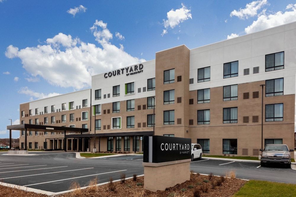 Courtyard by Marriott  East Lansing Okemos 3 estrelas em Okemos