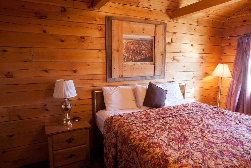 Bryce GatewayInn Cabins 2