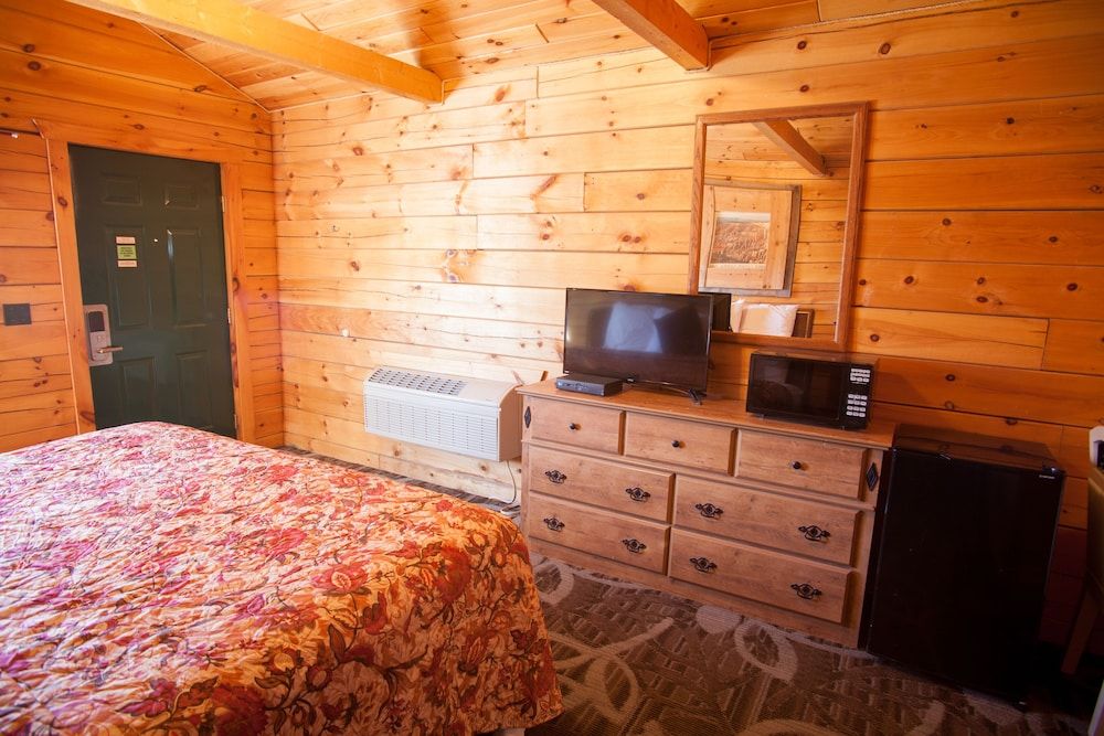 Bryce GatewayInn Cabins 3